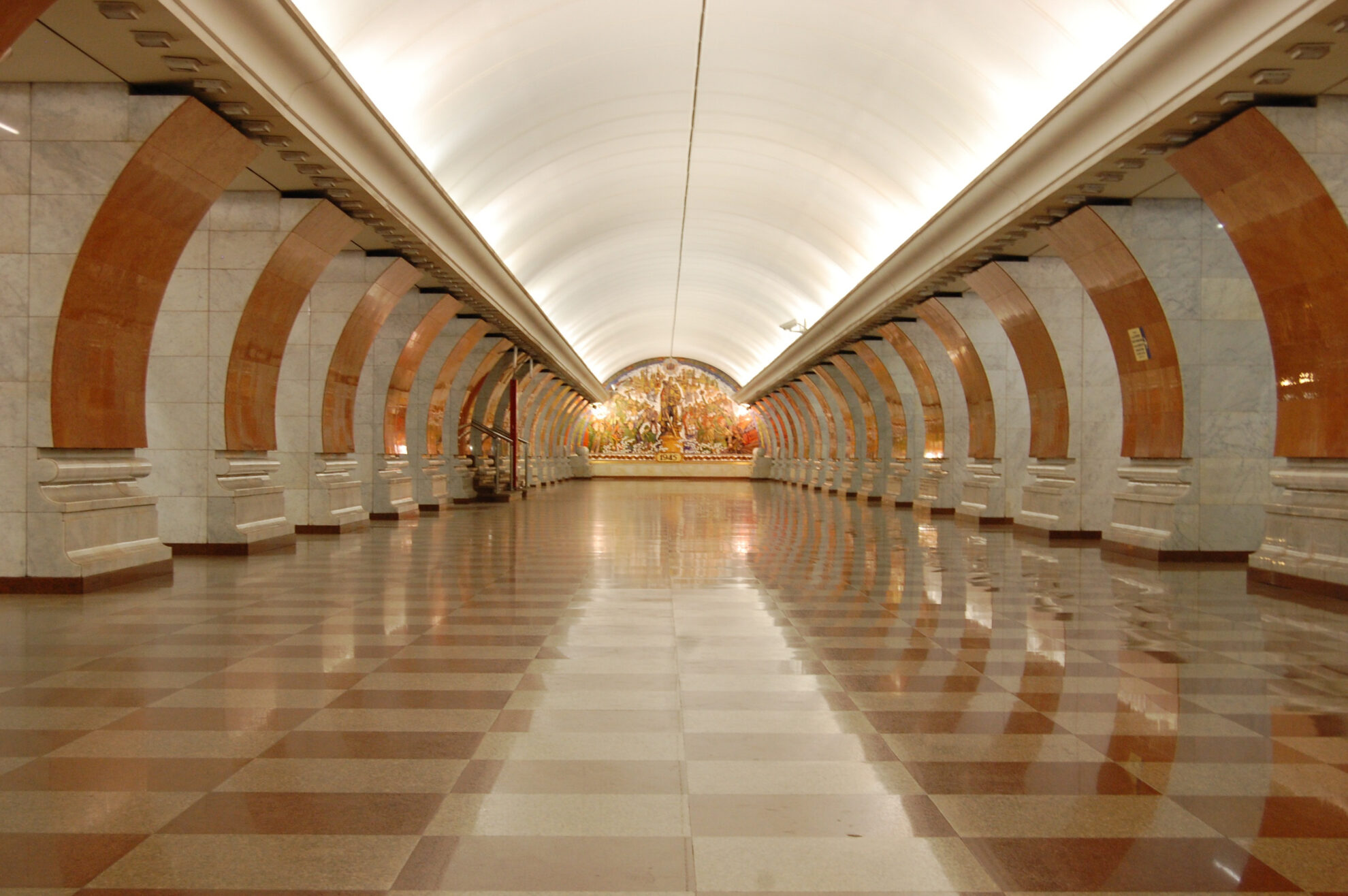 Park Pobedy, Moskau. Schönste U-Bahnhöfe der Welt.