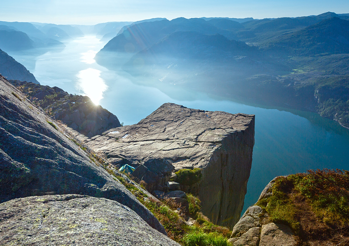 Einmaliges Panorama vom Preikestploenin Norwegen