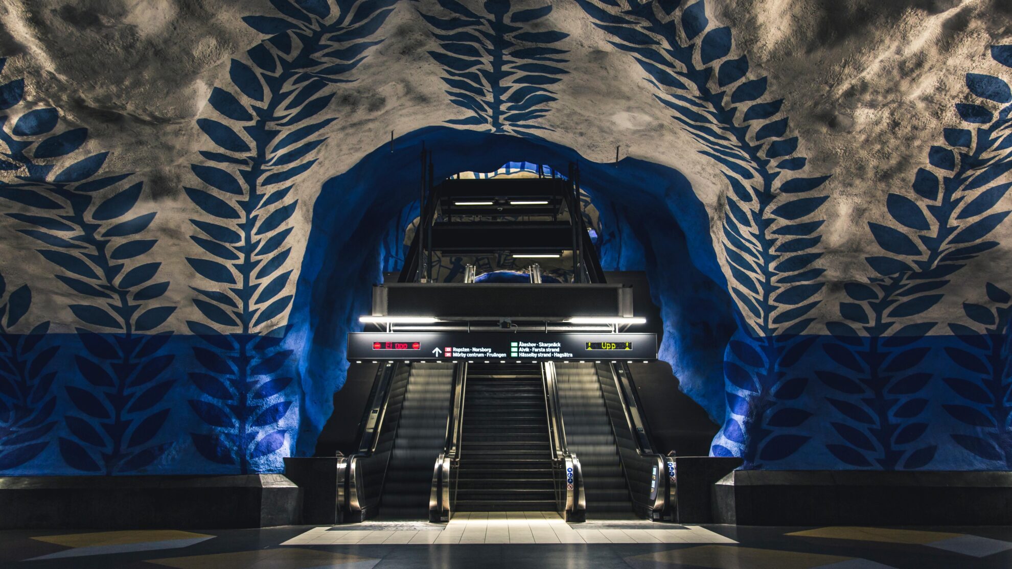 T-Centralen, Stockholm. Schönste U-Bahnhöfe der Welt.