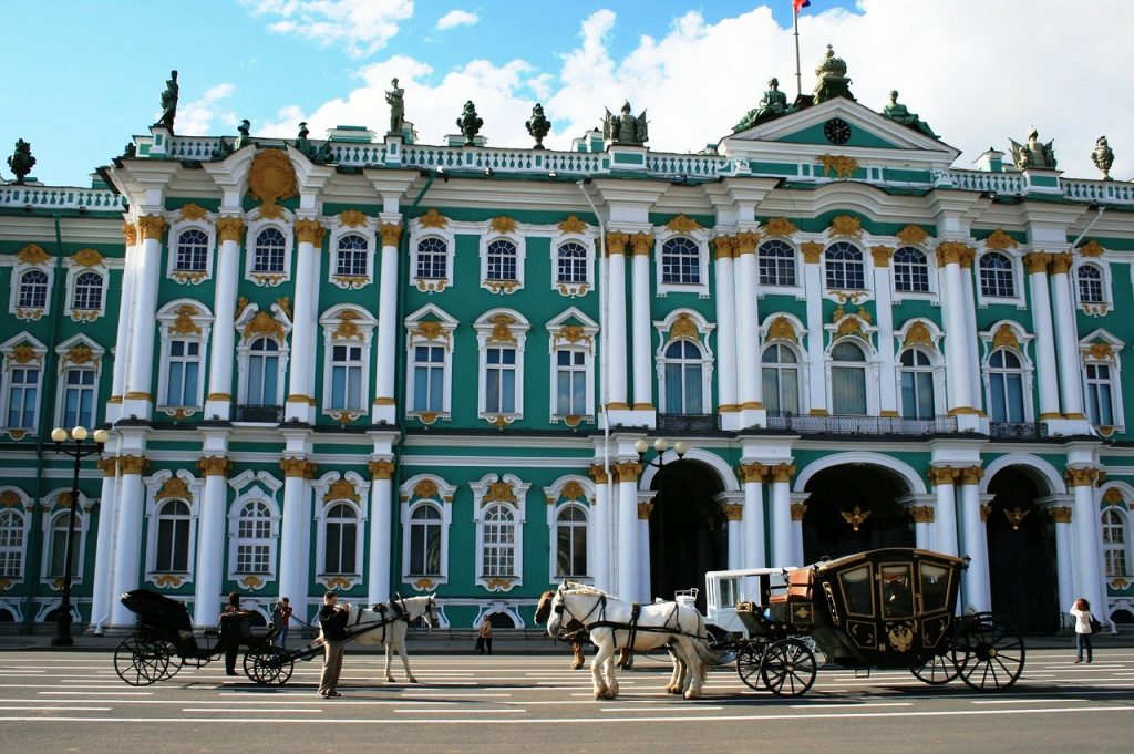 Top 10 St Petersburg: Erimitage srcset=